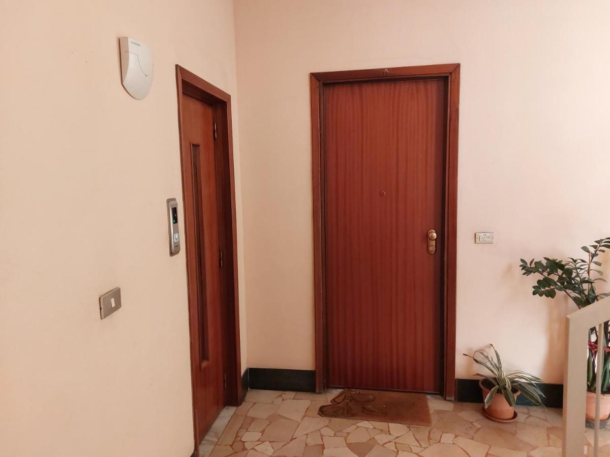 Asti Lovely Apartment Luaran gambar