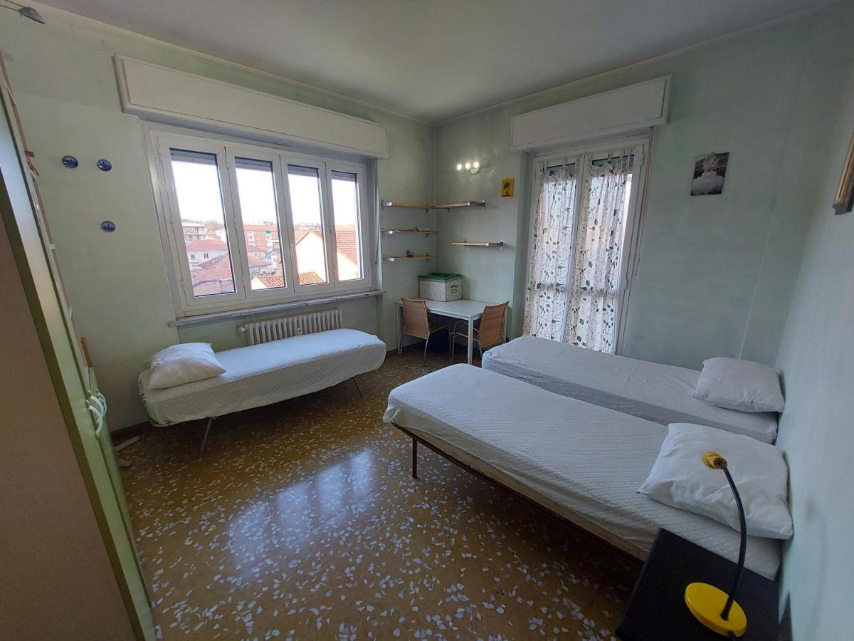 Asti Lovely Apartment Luaran gambar
